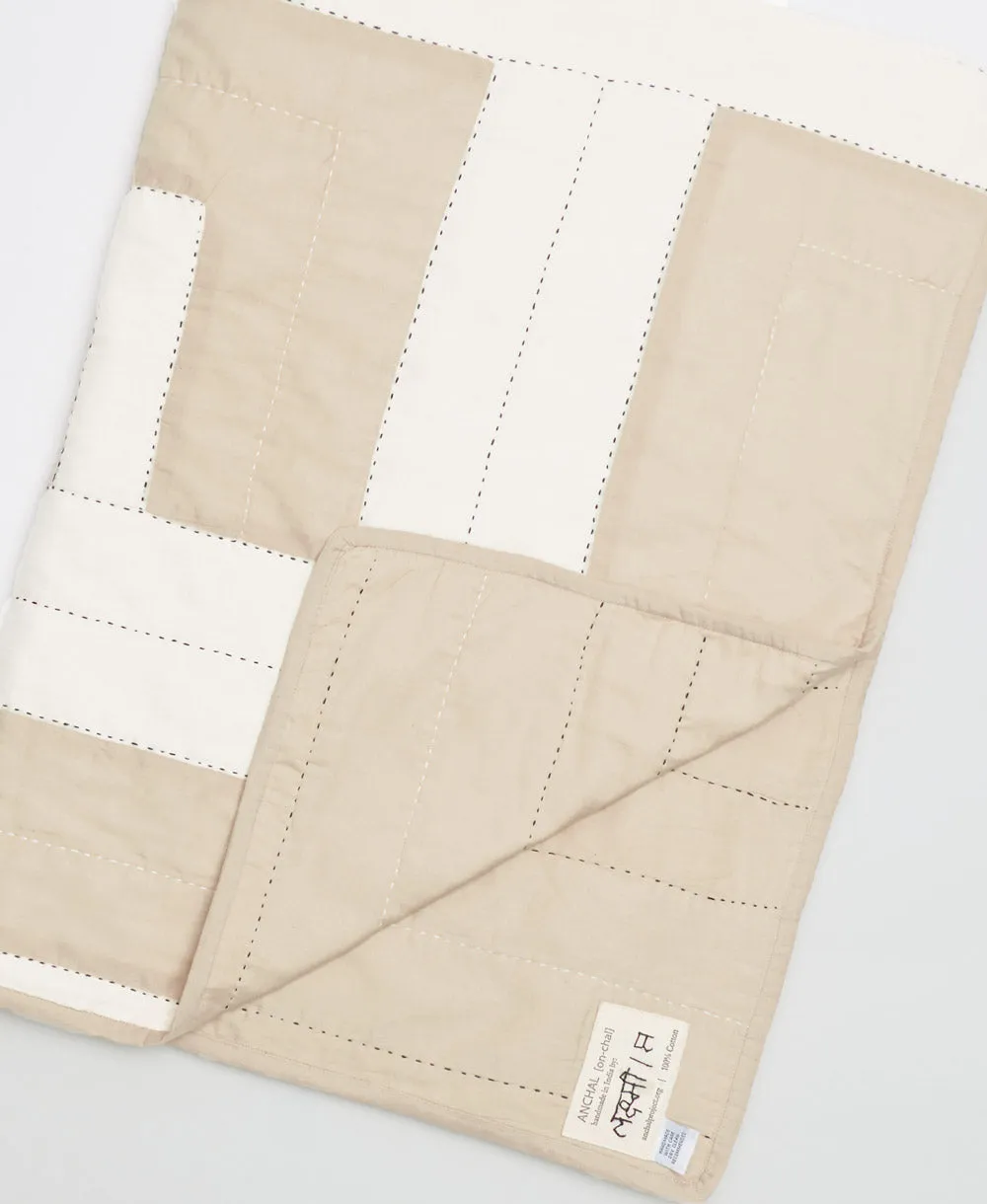 Interlock Quilt Throw - Oxford Tan