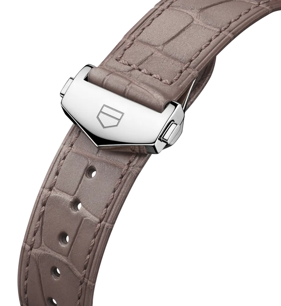 TH Watch Carrera Quartz